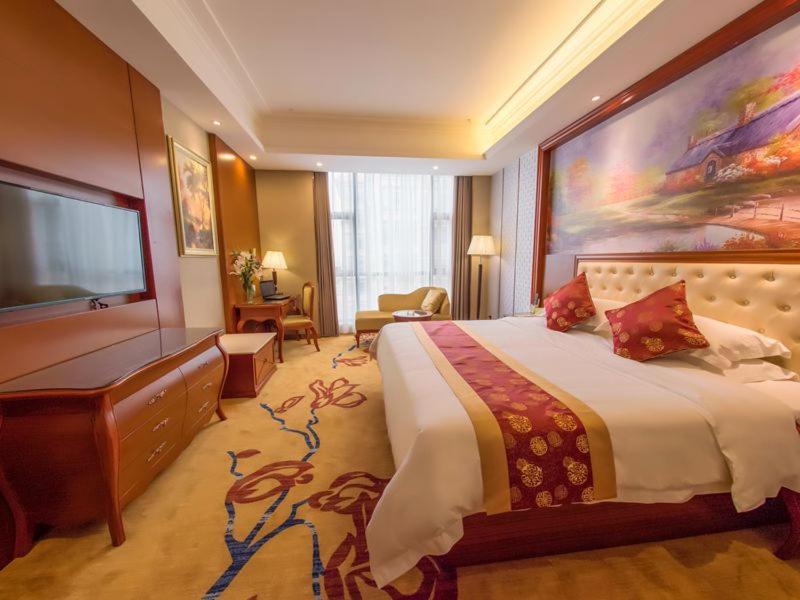 Vienna International Hotel Guangxi Duan Du'an ภายนอก รูปภาพ